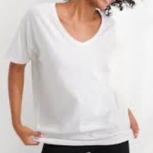 Aerie Distressed Boyfriend White V-Neck Oversized T-Shirt Size Small